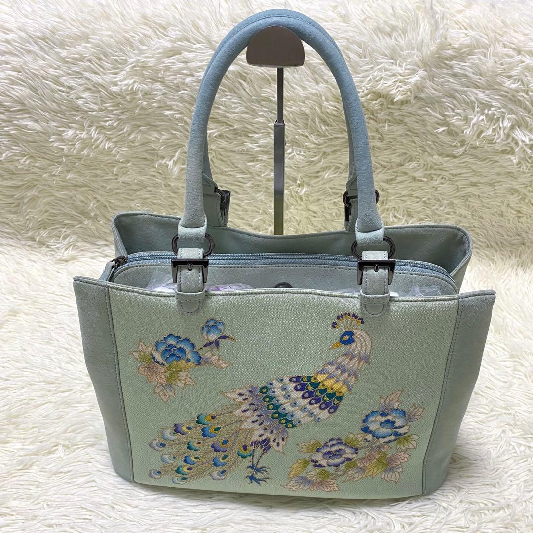 未使用品　OKAJIMA 和装バッグ 逸品 孔雀 草花 金彩 縮緬 正絹
