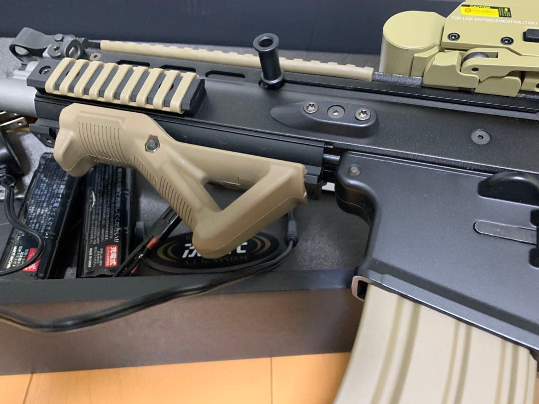 東京マルイ SCAR-L 次世代電動ガン　室内撃ちのみ　オプション多数！