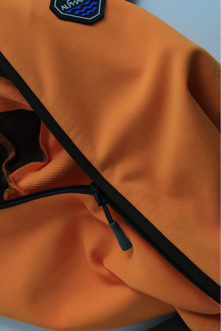 アルファアイコン　ダブルフルドッグガード　オレンジ/茶