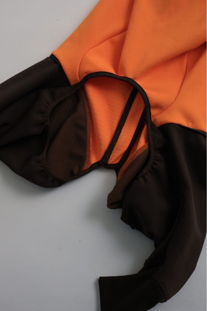 アルファアイコン　ダブルフルドッグガード　オレンジ/茶