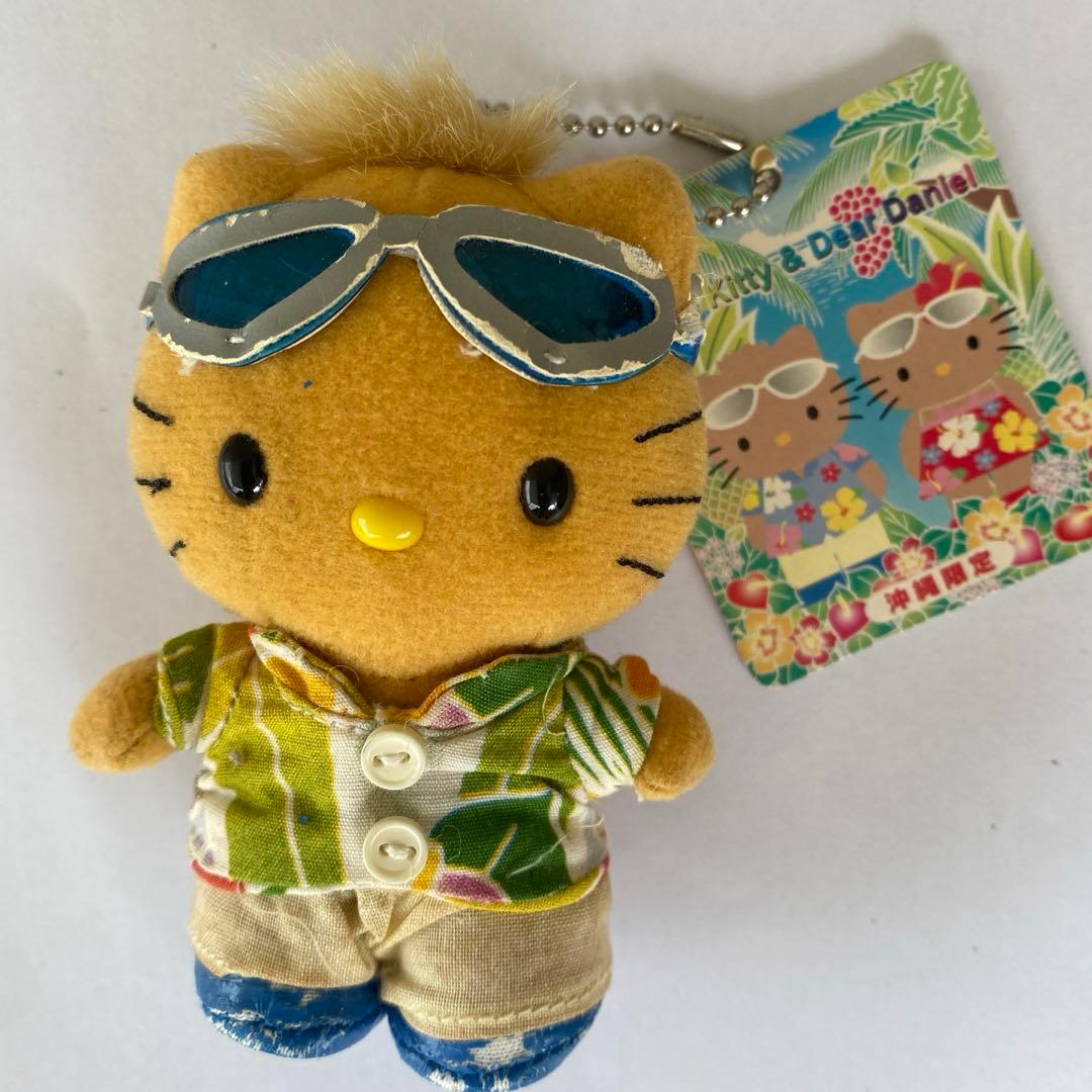 ハローキティ　ご当地キティ　ぬいぐるみ　　沖縄　日焼け　ダニエル