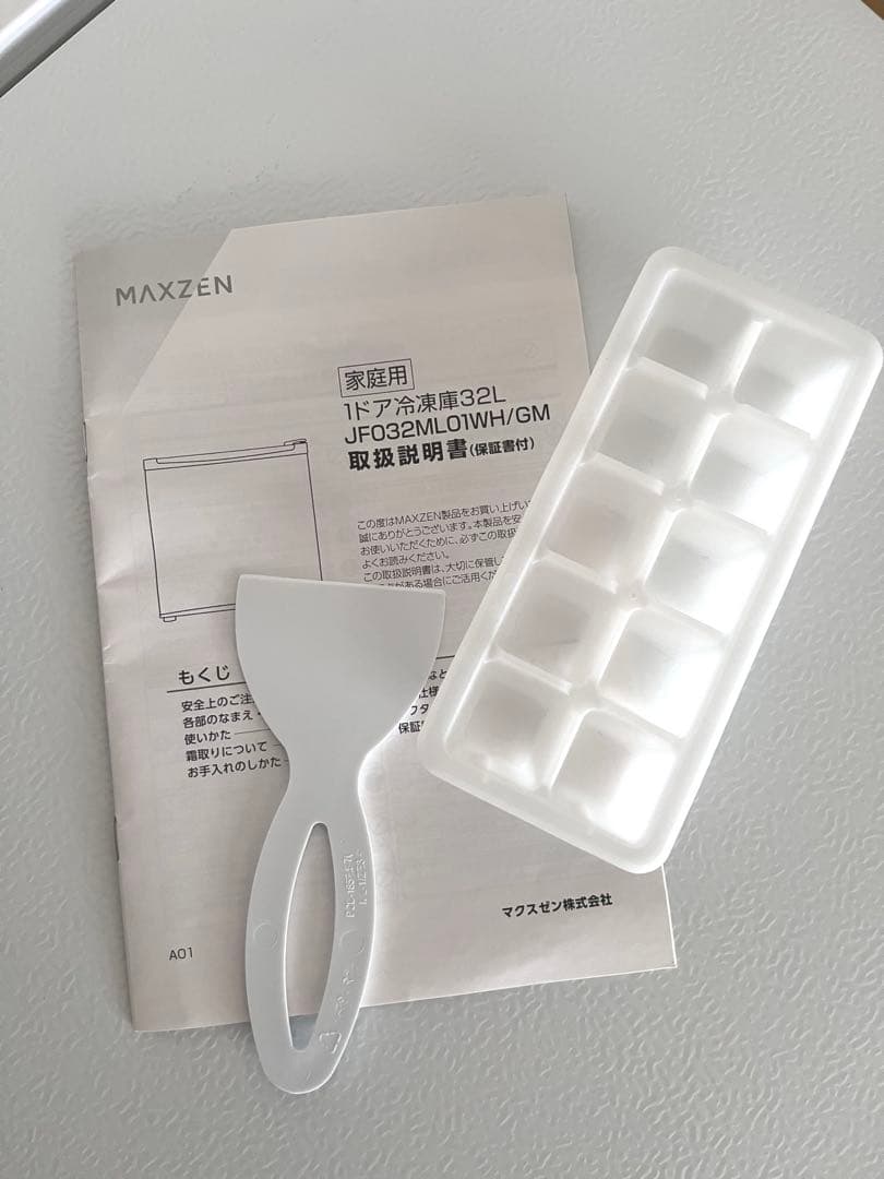 小型冷凍庫　MAXZEN JF032ML01ＷＨ　32L 2021年製
