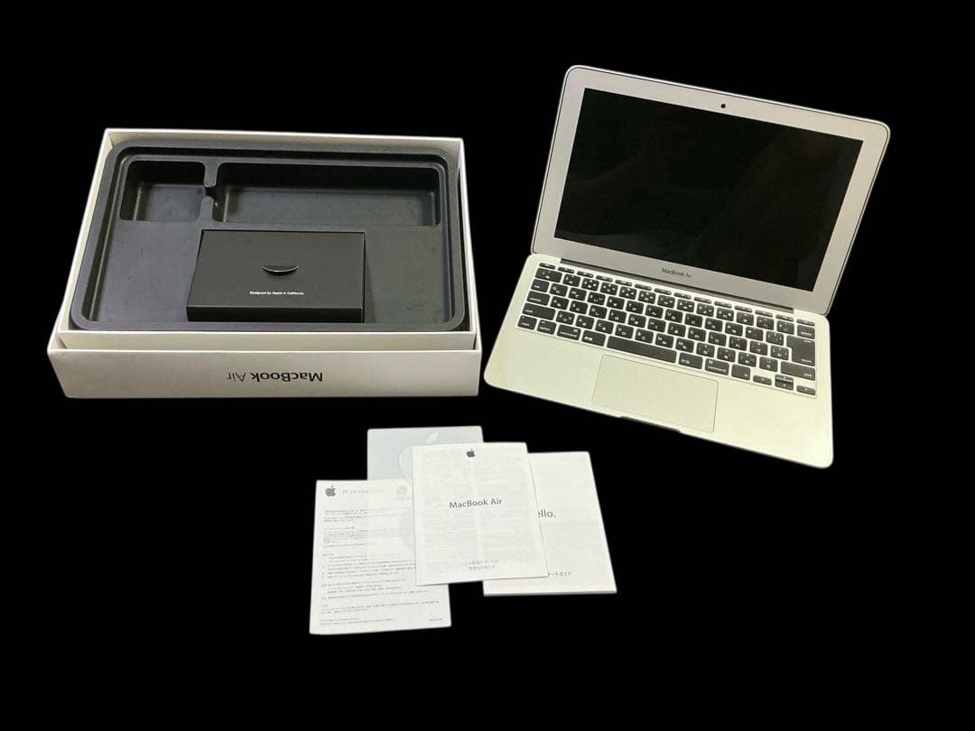 動作美品　MacBook Air A1465