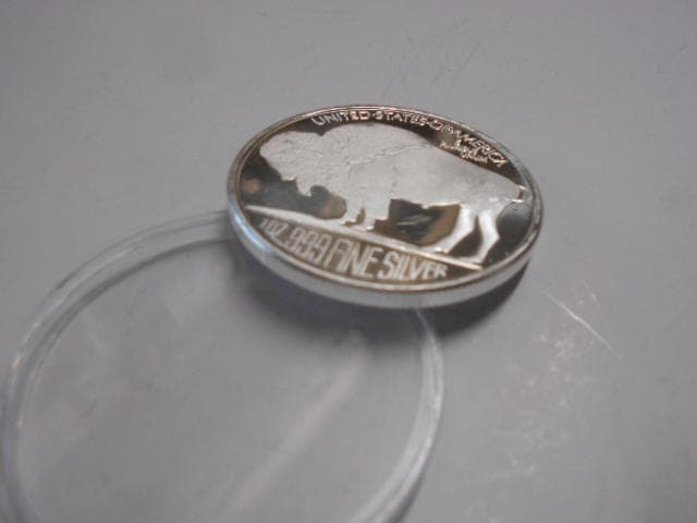 M*M様 シルバー　　インディアン　31.2g 　銀貨　未使用 　g088