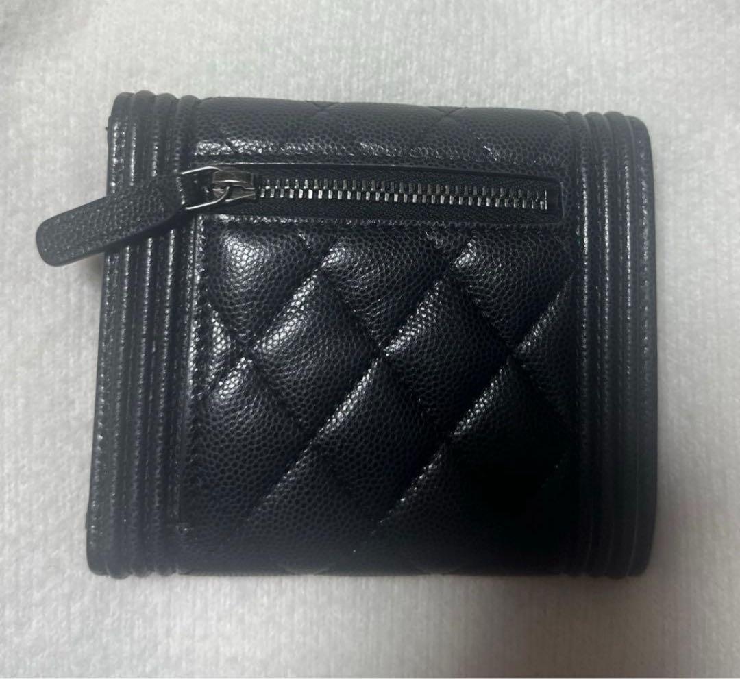 美品　CHANEL ボーイシャネル 三つ折り財布 キャビアスキン