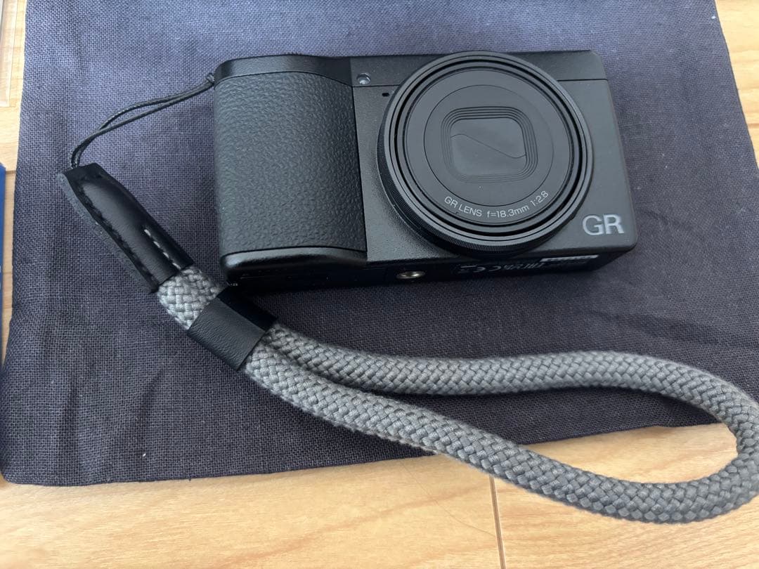 ももんが　RICOH GR Ⅳ + おまけ