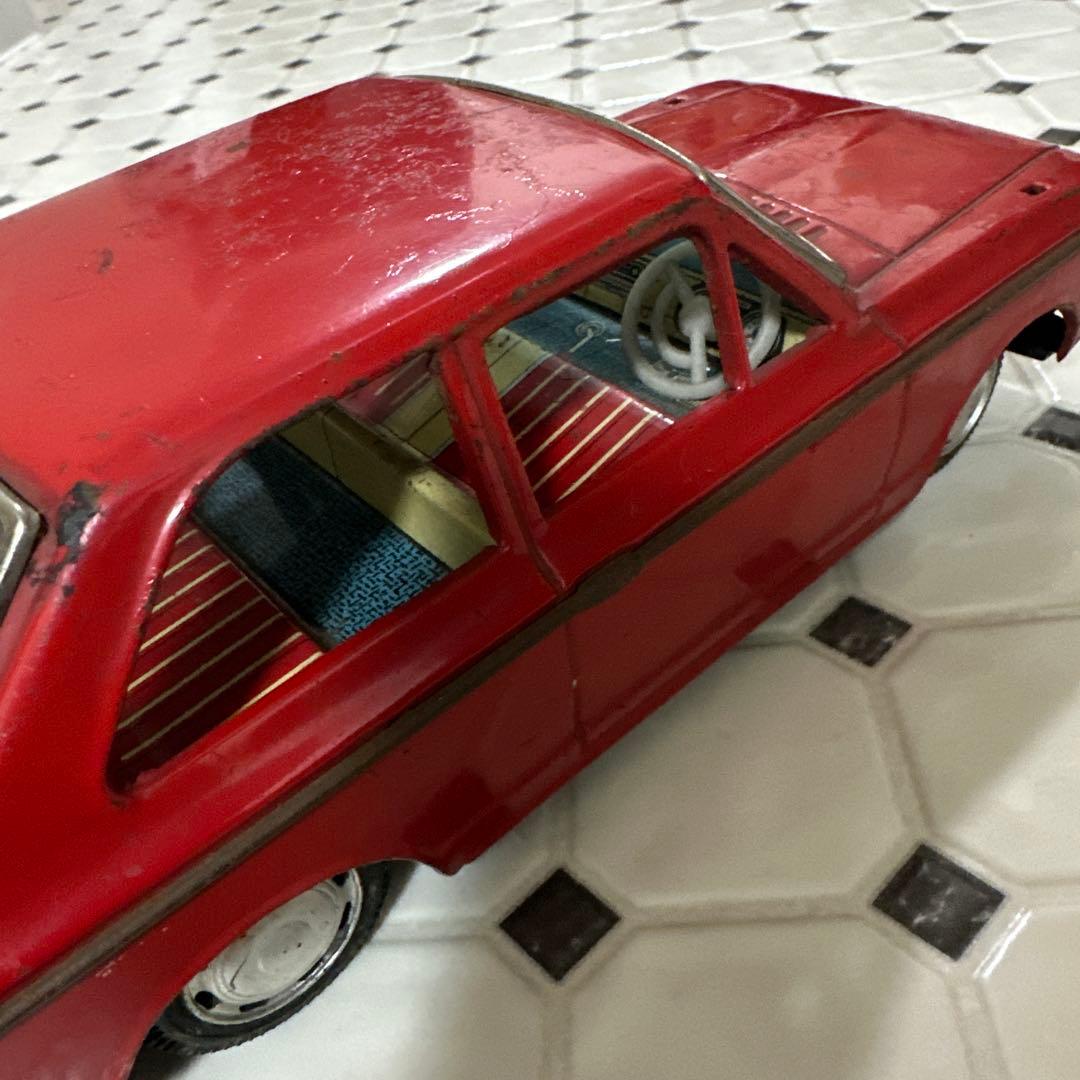 TOYOTA COROLLA 1100 DELUX 初代 ブリキ T.Tタカトク