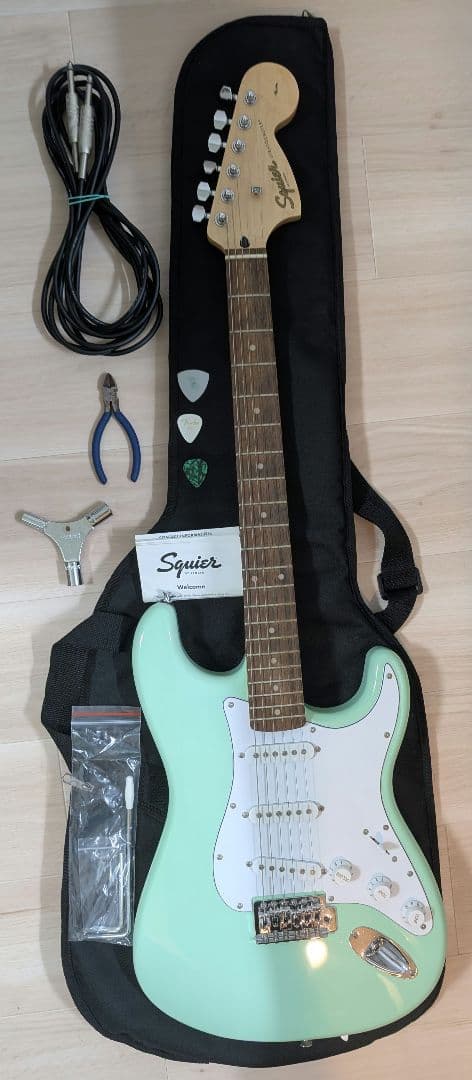エレキ ストラト スクワイヤー サーフグリーン ＋付属品セット