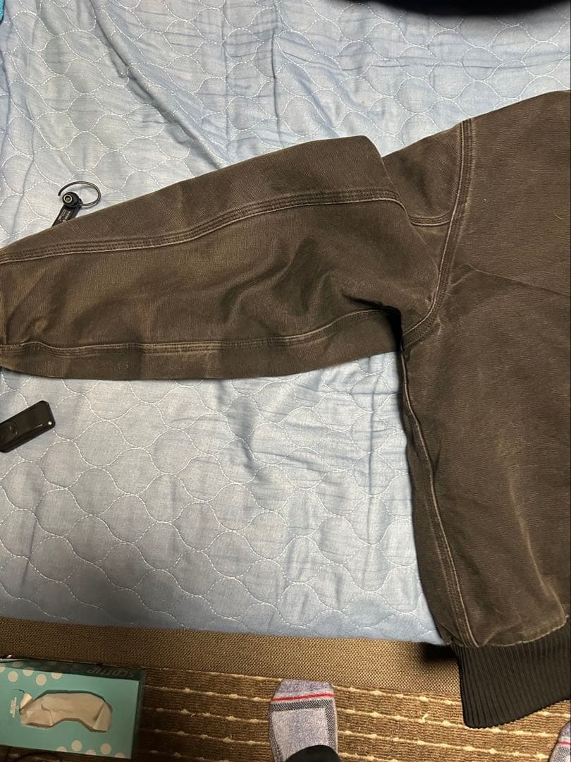 Carhartt アクティブジャケット　ブラック