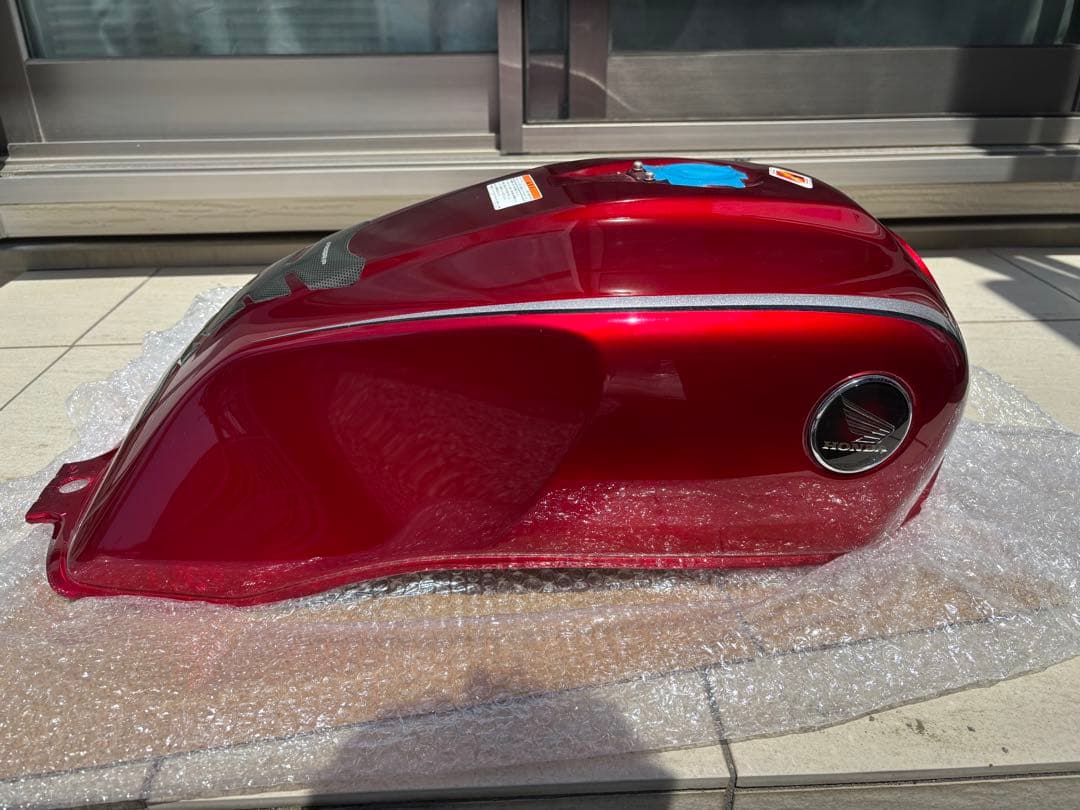 ホンダ CB1100 タンク　キャンディーグローリーレッド