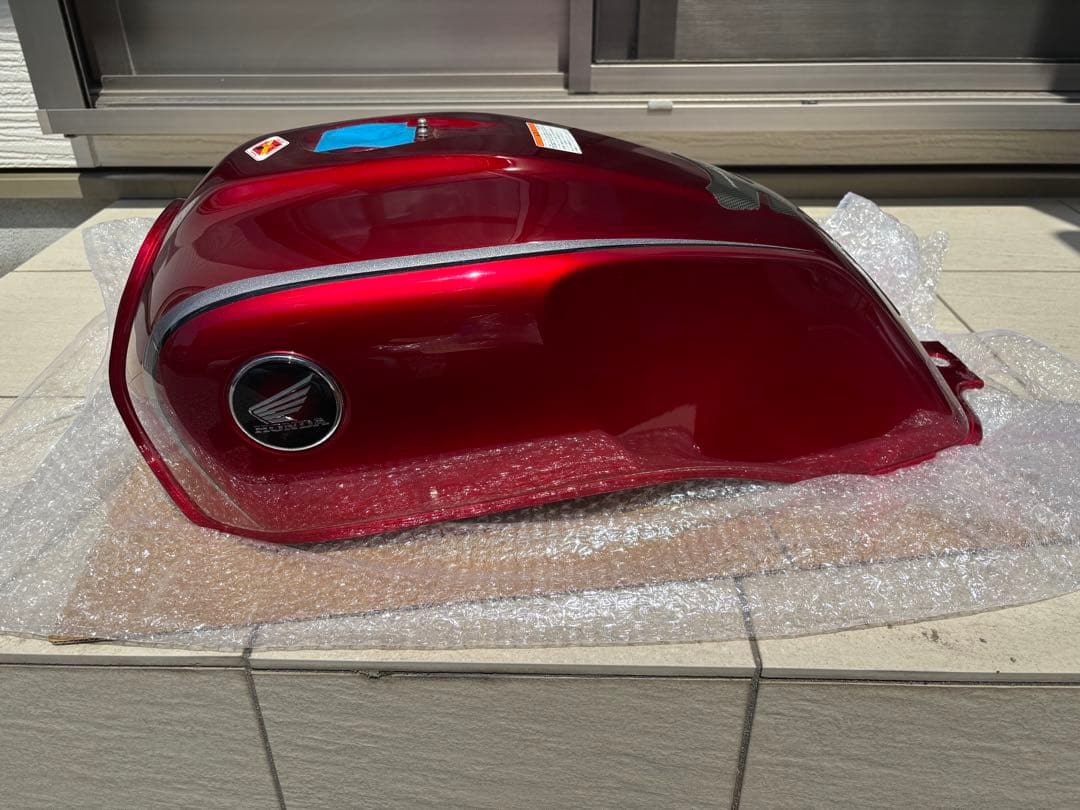 ホンダ CB1100 タンク　キャンディーグローリーレッド