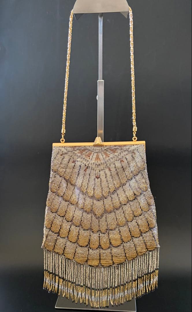 銀座◼︎白牡丹◼︎総ビーズバッグ 着物 謝恩会 冠婚葬祭 結婚式 パーティ 高級