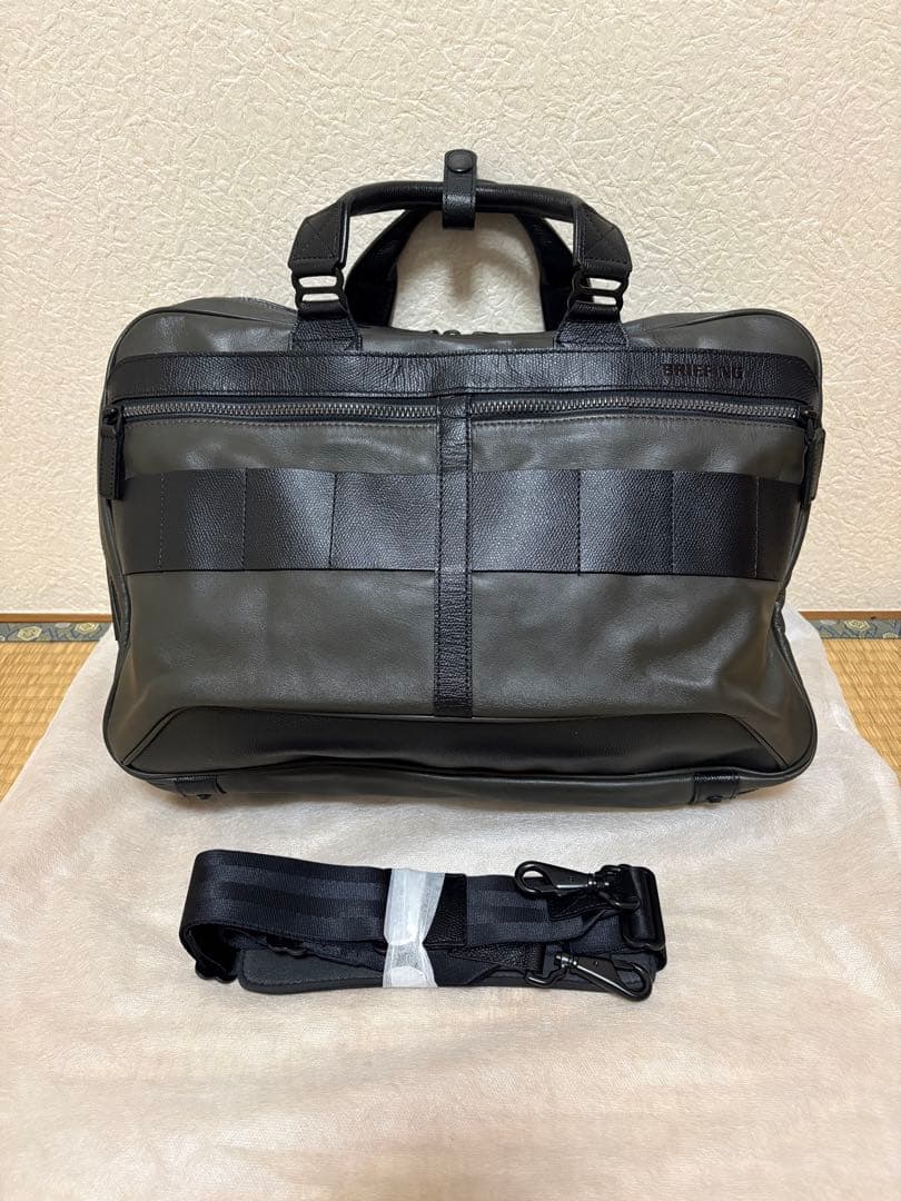 【美品】BRIEFING 【限定品】LEATHER TRINITY LINER