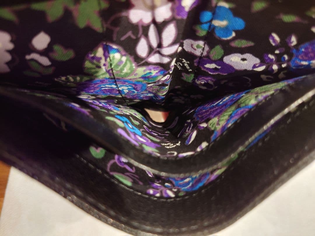 【美品】ANNA SUI アナスイ リディア 口金二つ折り財布 ブラック