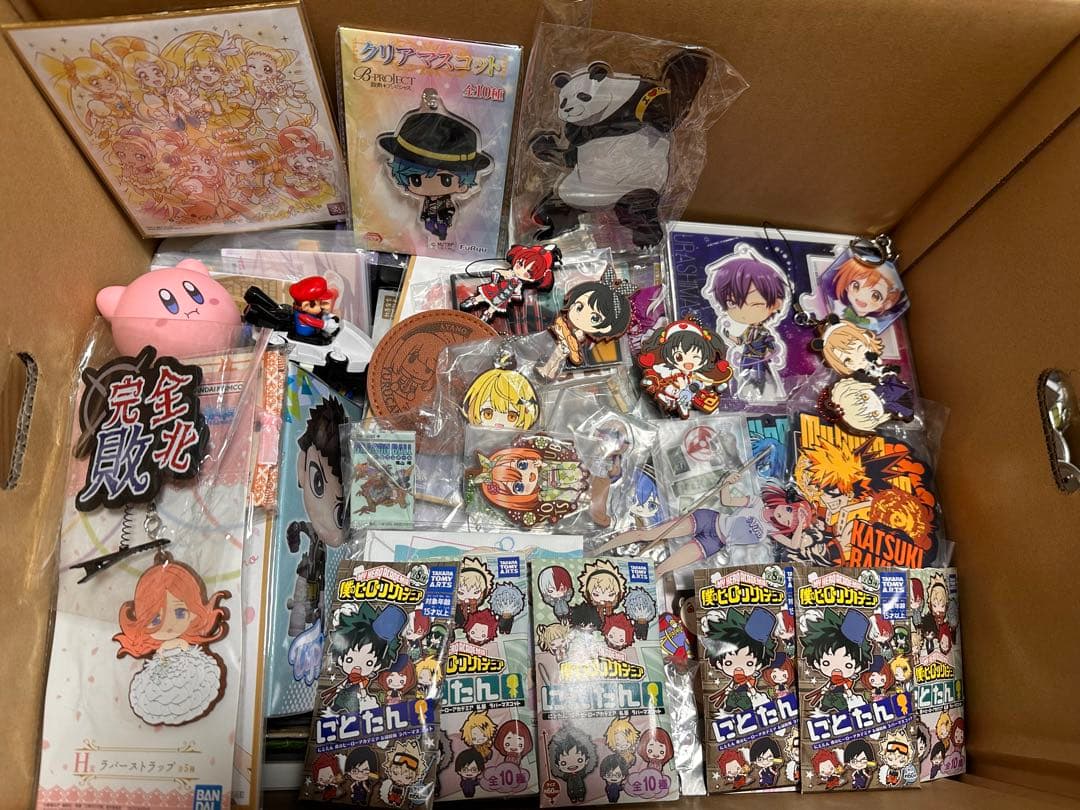 400 アニメグッズ　人気　ジャンプ　萌え　美少女　少年　漫画　大量