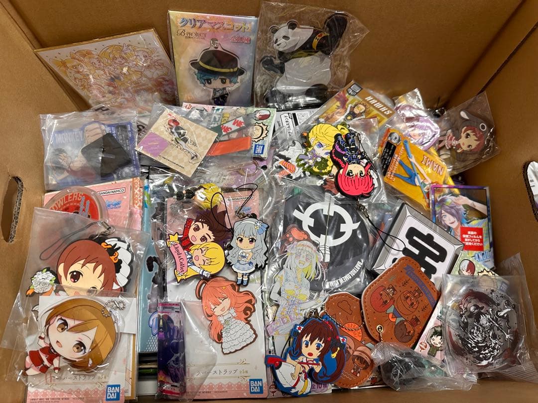 400 アニメグッズ　人気　ジャンプ　萌え　美少女　少年　漫画　大量