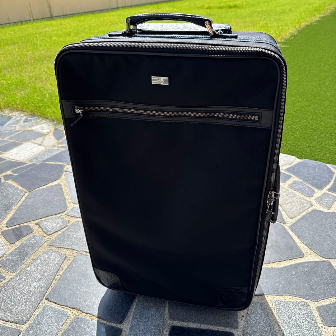 あや様　GUCCI キャリーケース 中型