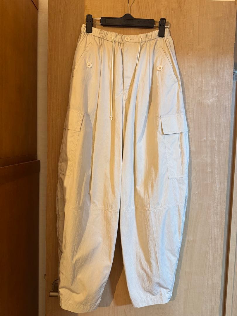 ETRE TOKYO ナイロンワークパンツ