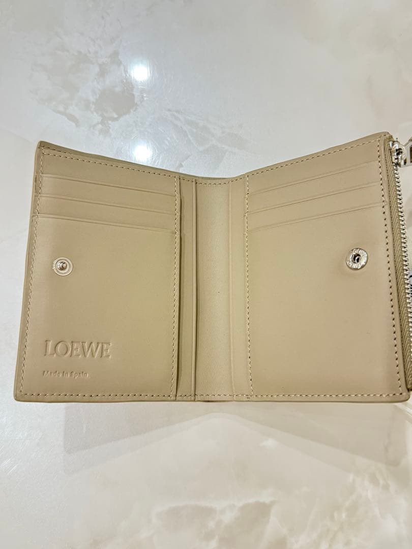 美品 LOEWE ロエベ パズル スリム コンパクト ウォレット 二つ折り財布