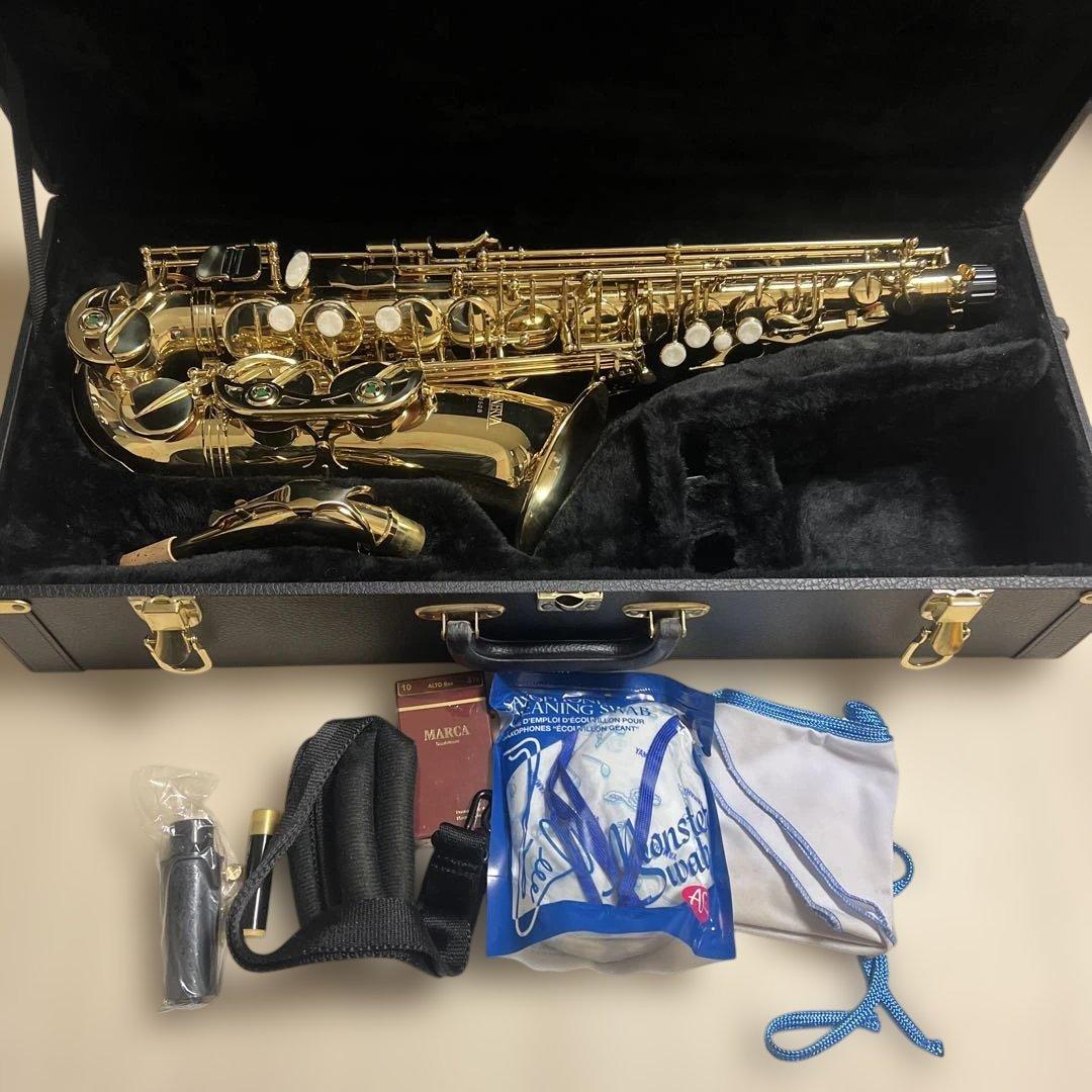 ミネルバ　サックス本体 ゴールド