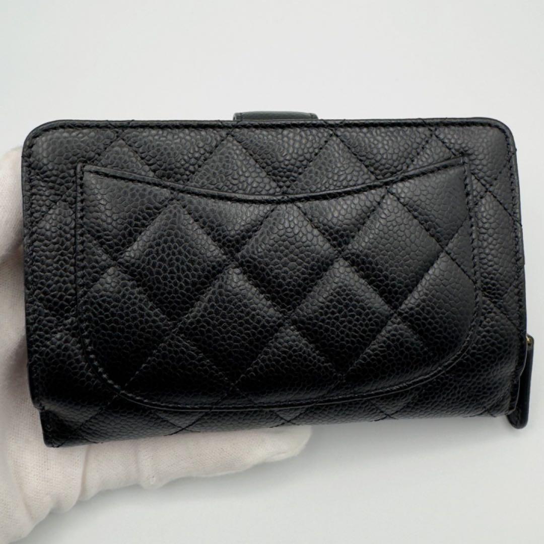 ギフト対応　シャネル財布　マトラッセ　キャビアスキン　ミディアムウォレット　箱付