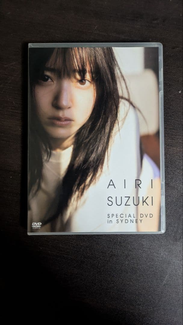 鈴木愛理 DVD・カレンダー・ぬいぐるみ・ポスター・フォトブックグッズセット