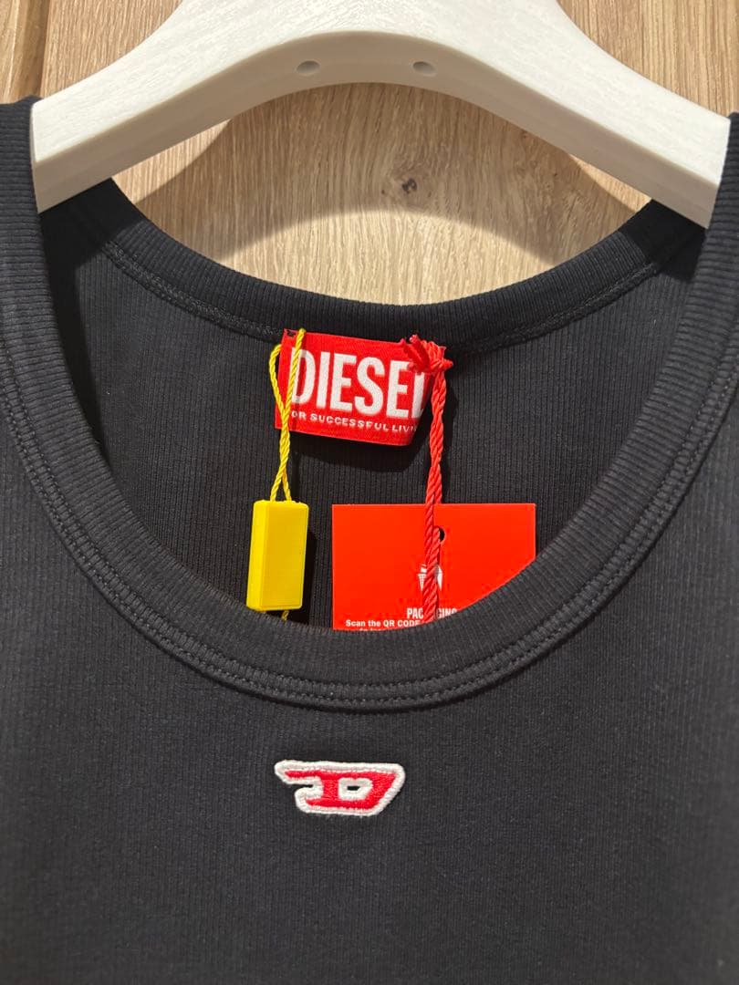 DIESEL新品　タンクトップ　Sサイズ