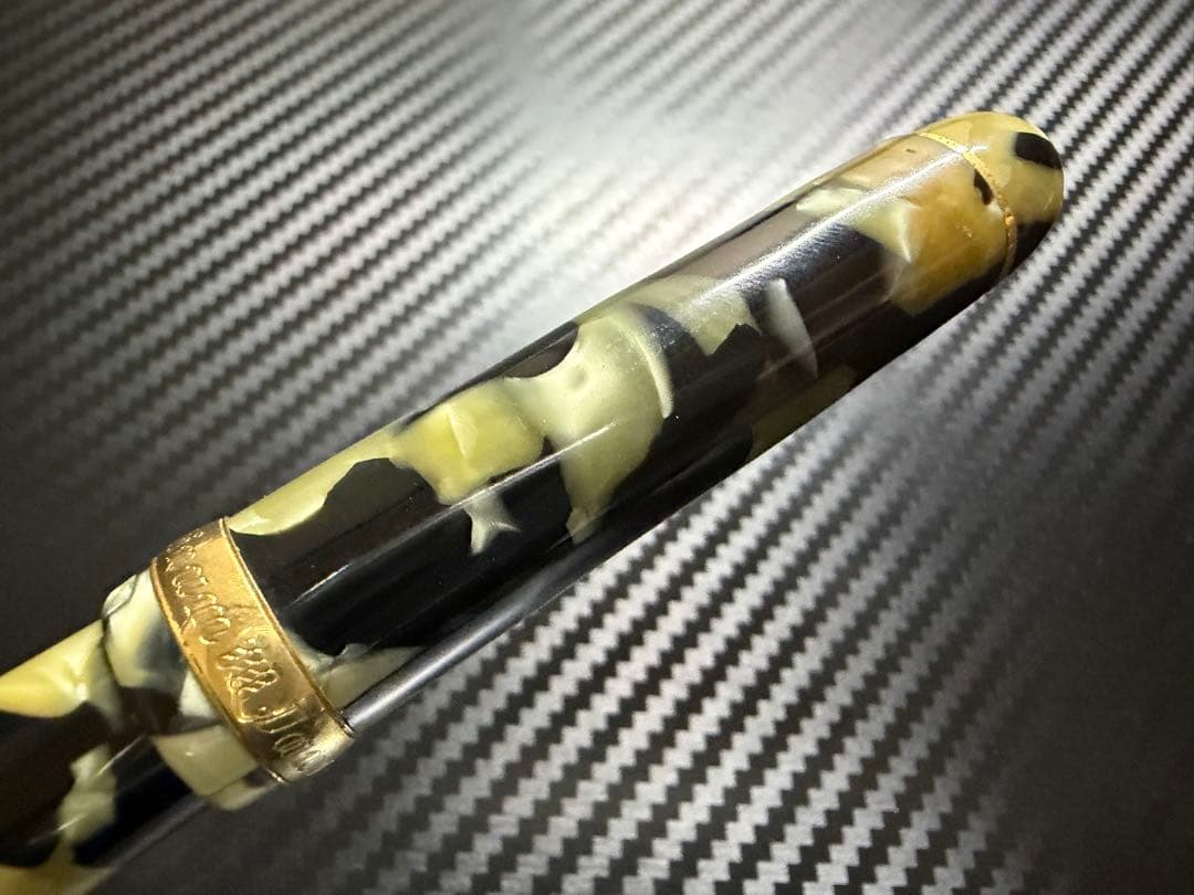 美品 プラチナ 万年筆 3776 セルロイド イシガキ M 中字