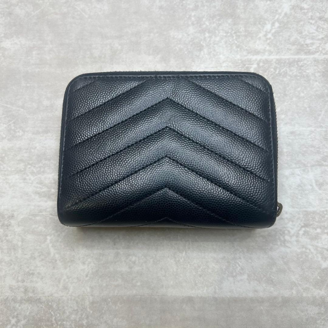 【インポートブランドコレクションk】二つ折り財布