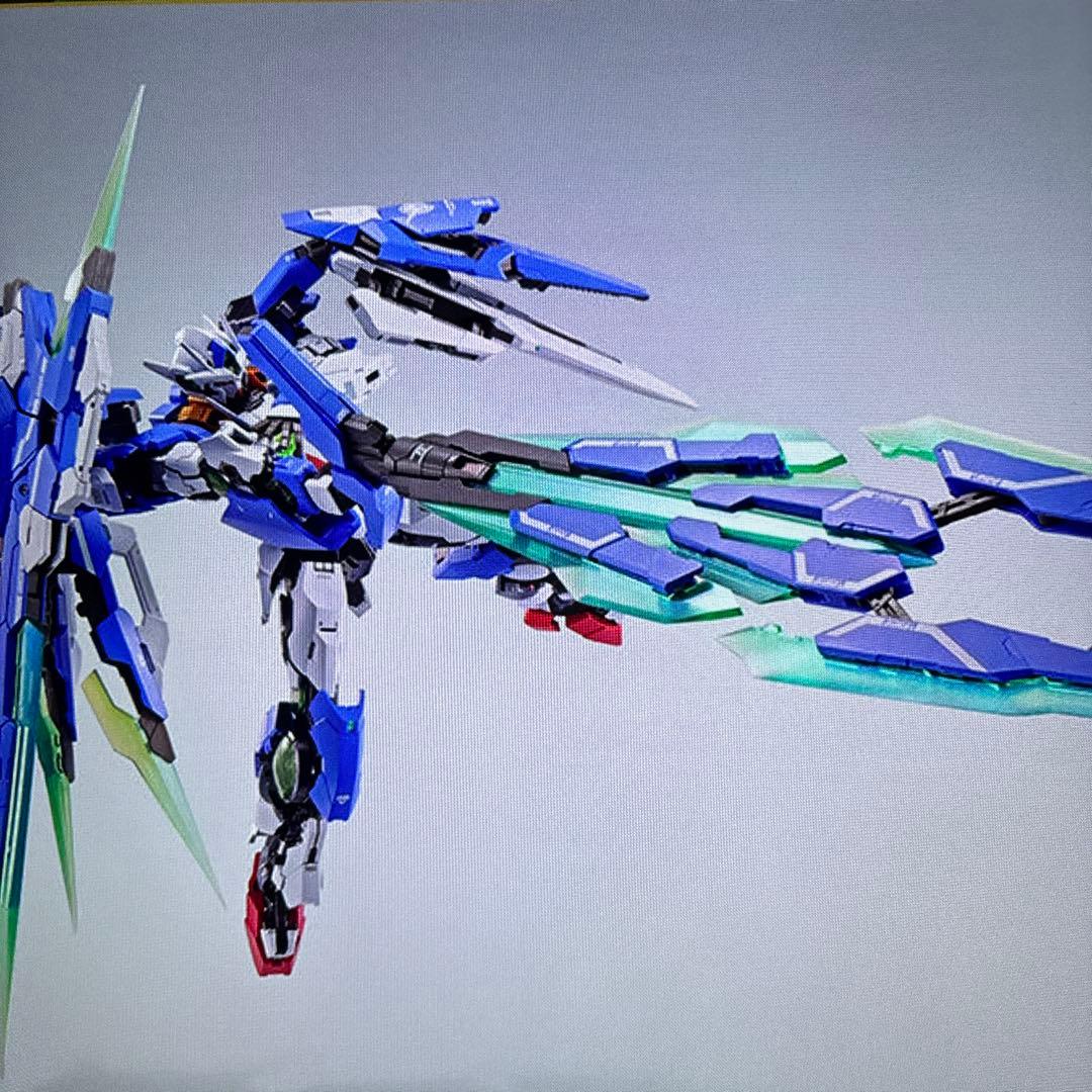 メタルビルド　ダブルオークアンタフルセイバー