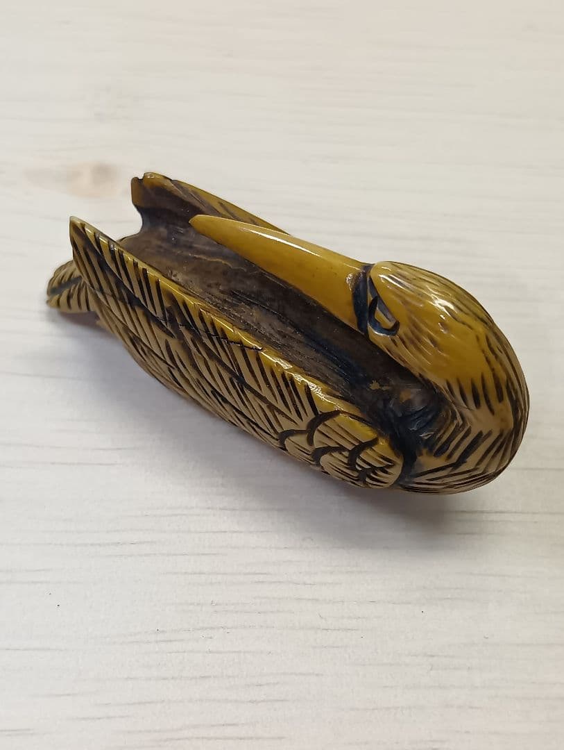 鹿角根付　在銘あり