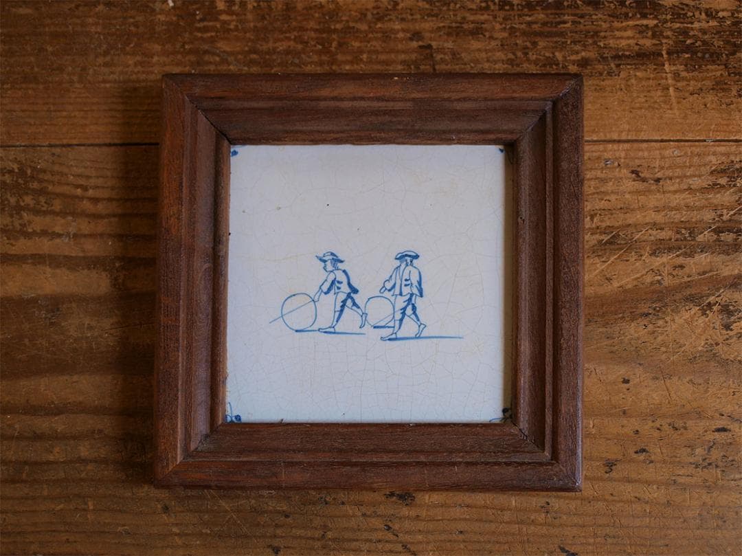 デルフトタイル 輪回しで遊ぶ子供たち 額縁付き 民藝 工藝 /J544