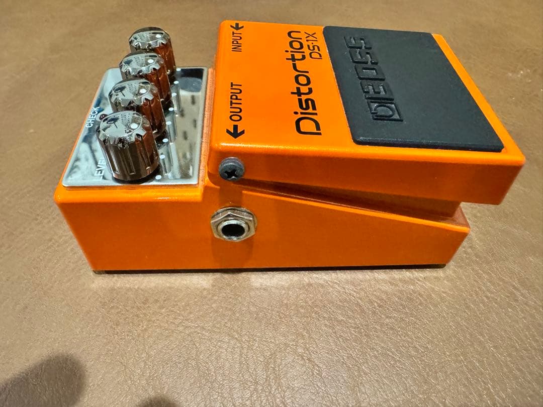 ギター BOSS DS-1X
