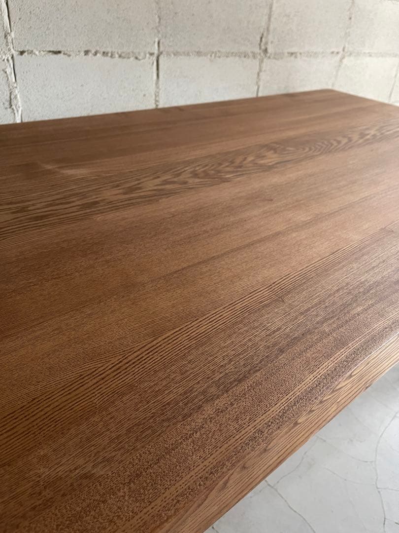 美品　天然木オーク無垢材　ダイニングテーブル　大手百貨店購入品　北欧　テーパー脚