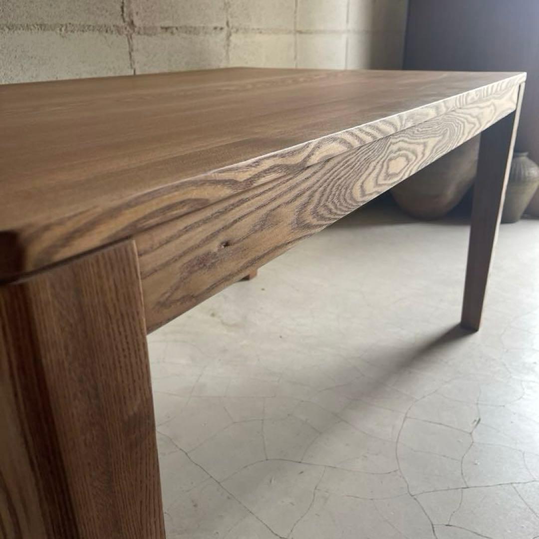 美品　天然木オーク無垢材　ダイニングテーブル　大手百貨店購入品　北欧　テーパー脚