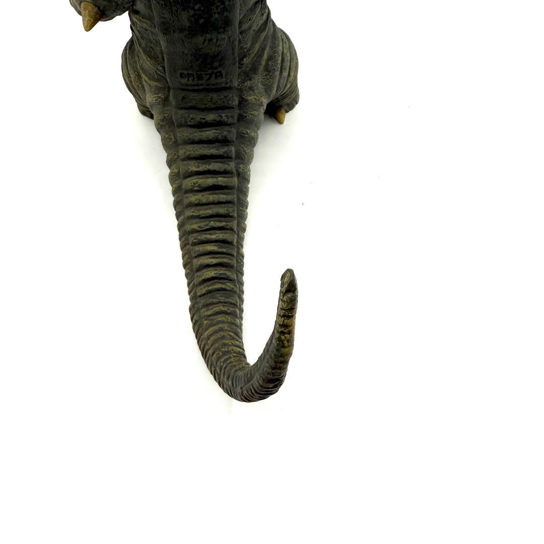 ゴモラ おとなりのかいじゅう フィギュア ウルトラマン