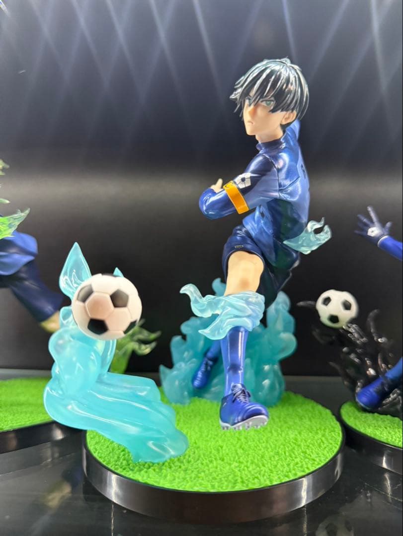 ブルーロック 一番くじ フィギュア 潔世一 千切豹馬 凪誠士郎 蜂楽廻 糸師凛