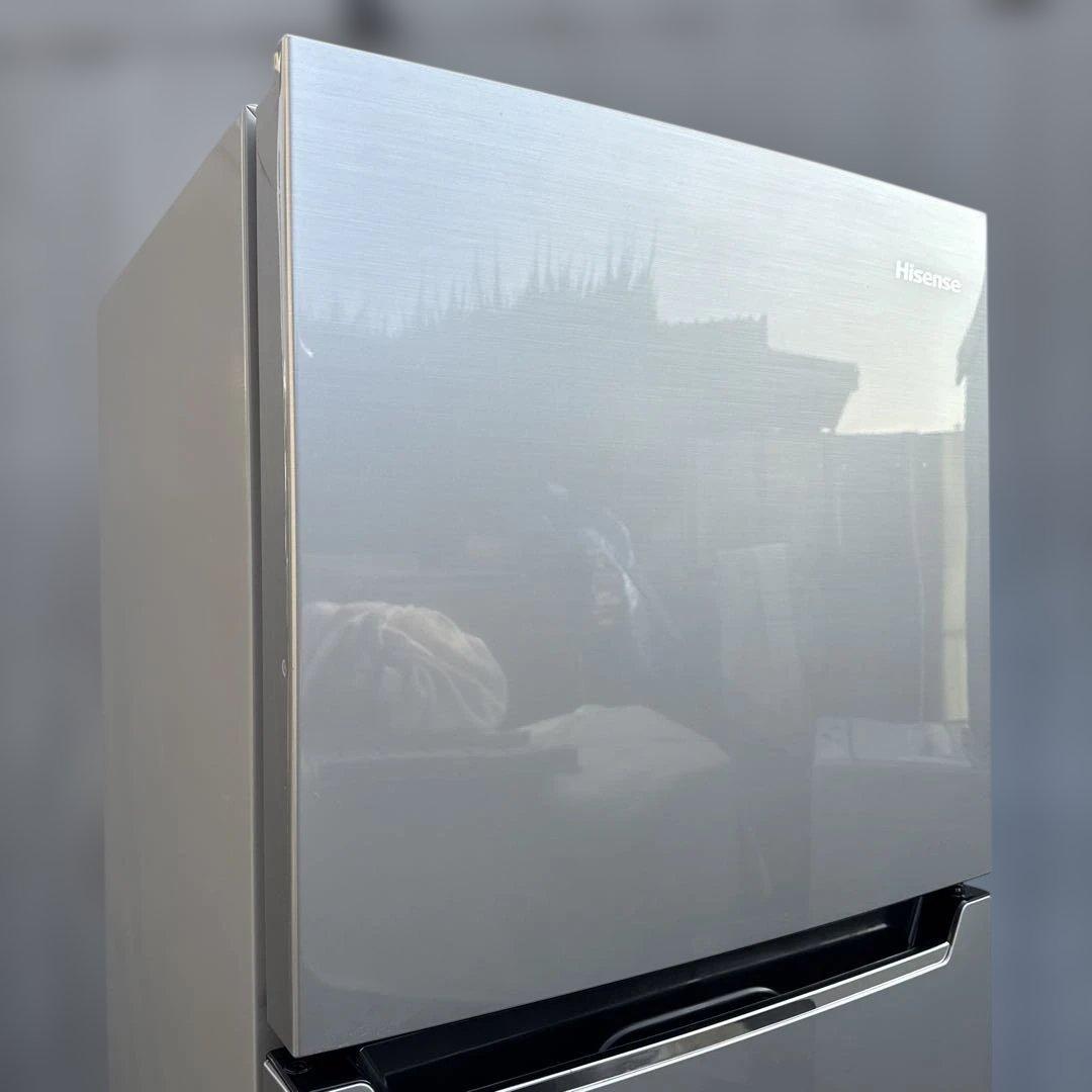 送料込 Hisense 冷蔵庫 227L スリム大容量 鏡面 省エネタイプ