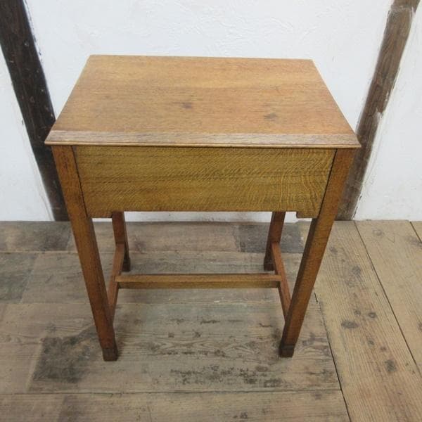 イギリス アンティーク 家具 サイドキャビネット ナイトテーブル 6080e