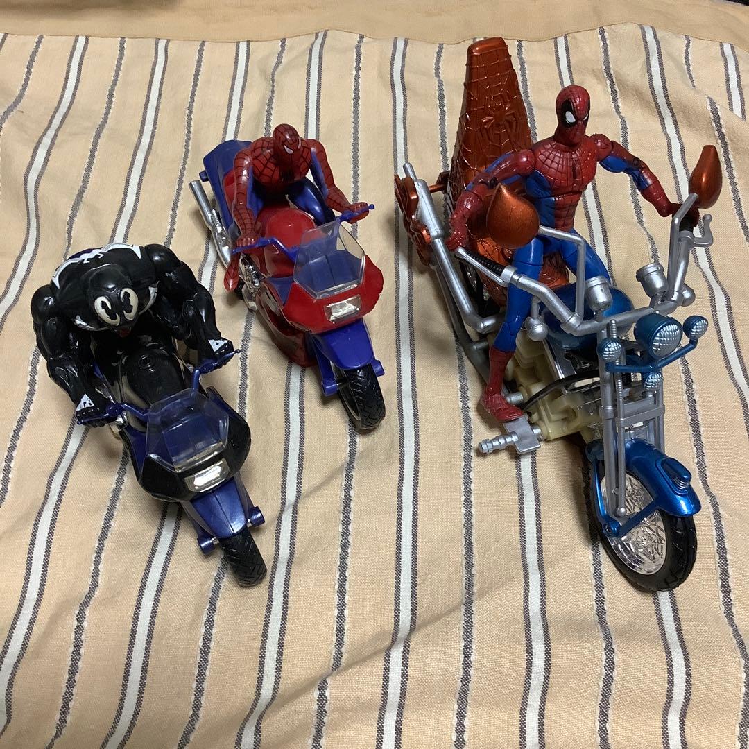 スパイダーマン ヴェノム バイクフィギュア 3体セット