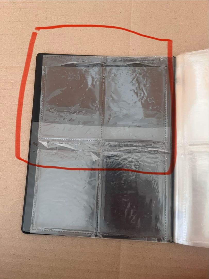 ムシキングのカード127枚と何かの特典のカード4枚とカードケースとシールのセット