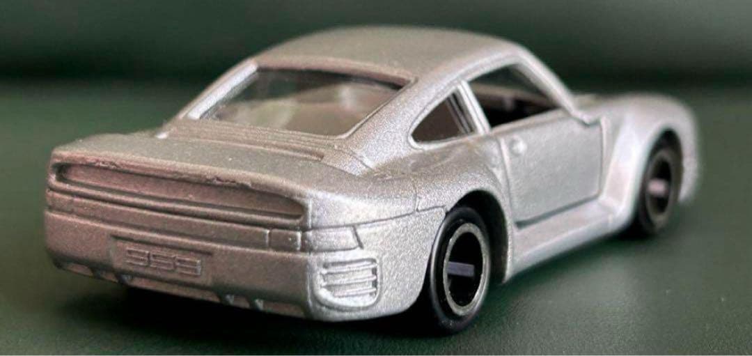 トミカ ポルシェ 959 シルバー シート黒