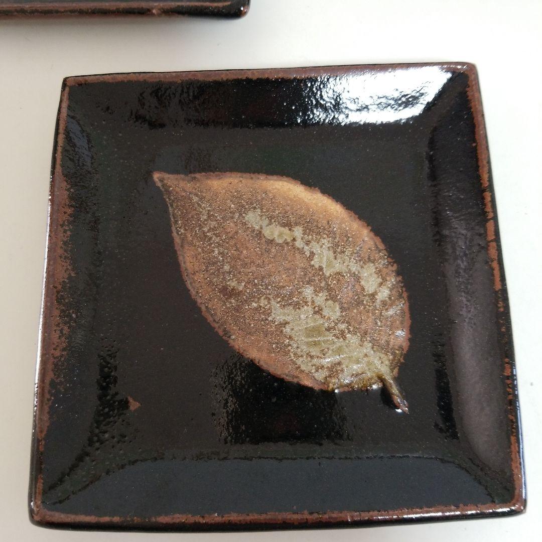 74　　十四代中里太郎右衛門窯　木の葉銘々皿５客　方皿約13,3cm