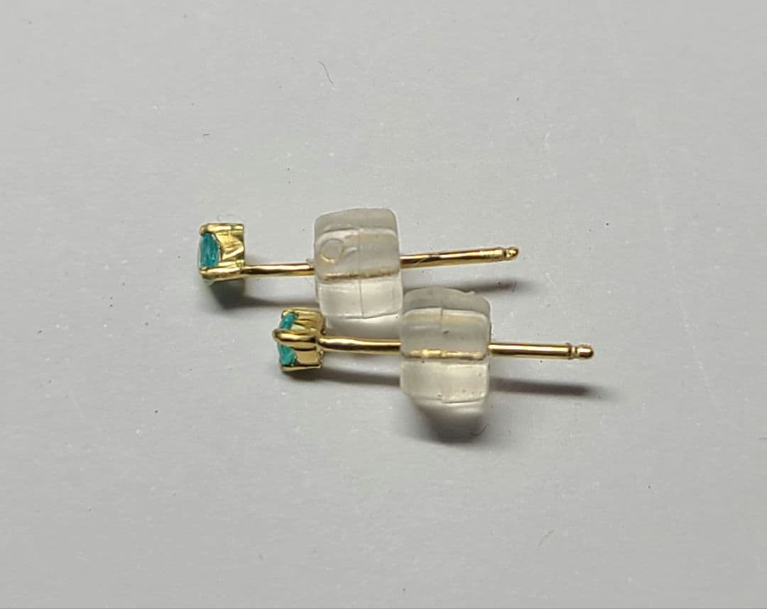 りんご★ブラジルバターリャパライバトルマリン★ピアスオーダー