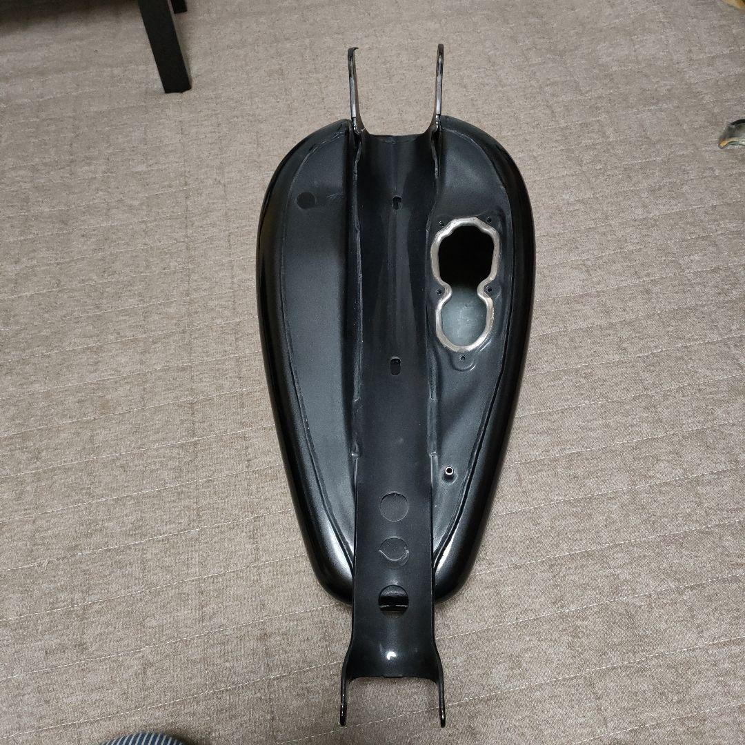 週末値下　ハーレーダビッドソン　スポーツスター　タンク　スポタン