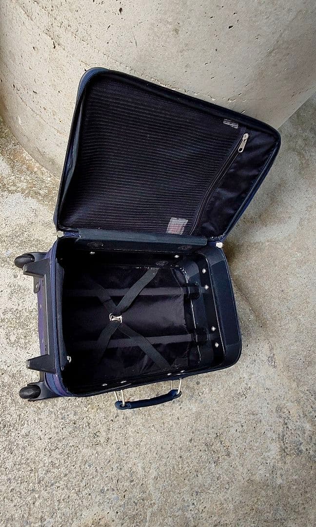 航空会社仕様スーツケース濃紺 ヴィンテージ　1980年代