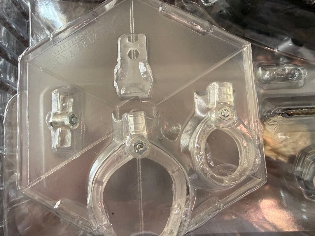 FINAL FANTASY VII Play Arts 改 クラウド ハーディー