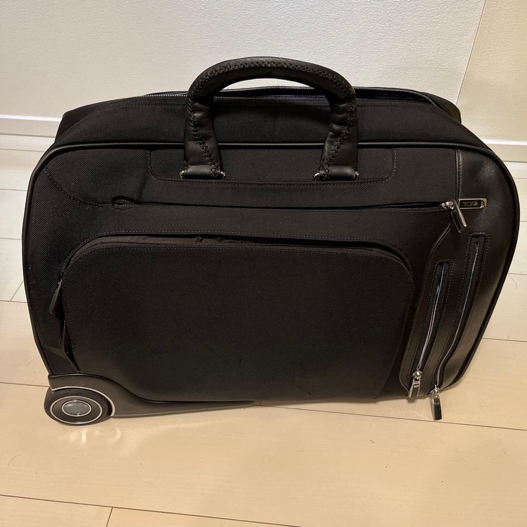 【最終値下げ】交渉OK【美品／日本未発売】TUMI ブラックキャリーケース