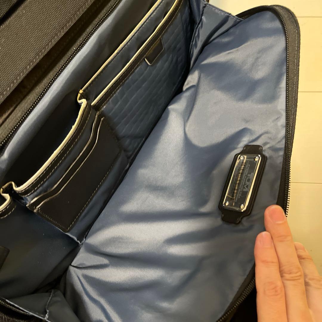【最終値下げ】交渉OK【美品／日本未発売】TUMI ブラックキャリーケース