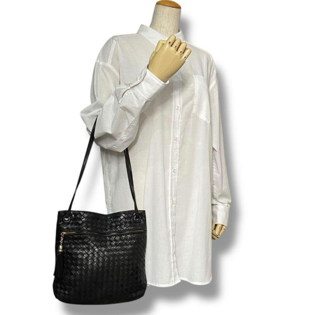 良品 ボッテガヴェネタ イントレチャート ショルダーバッグ レザー ビンテージ